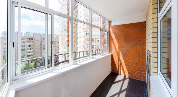 Cost of Glass Pane Repair in Santa Clarita