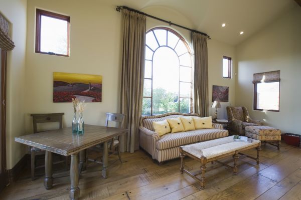 Cost of Arched Window Repair in Santa Clarita